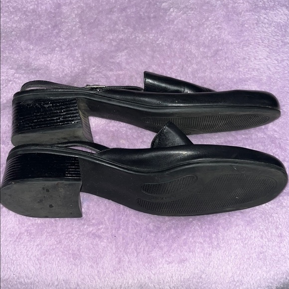 Naturalizer Black Mules & Clogs - Picture 6 of 7